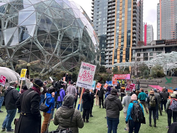Slog AM: Amazon Workers Walk Out, Seattle Could Remove Police Oversight, AI Could Murder Us All